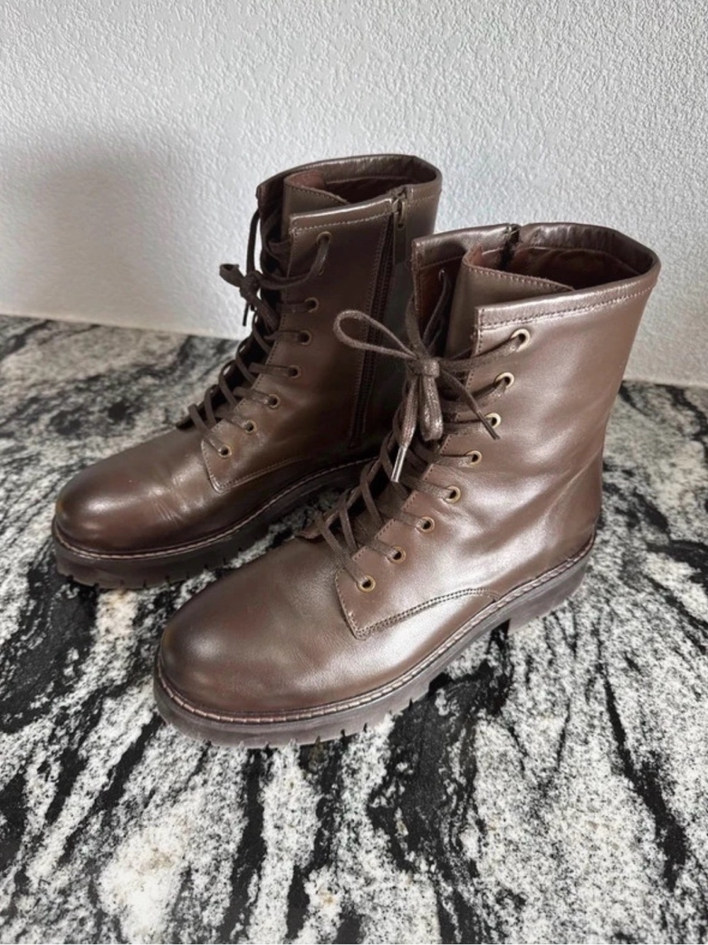 Women’s Brown Thursday Boot Co brown Leather Lace-Up side zip Combat Boots us 9